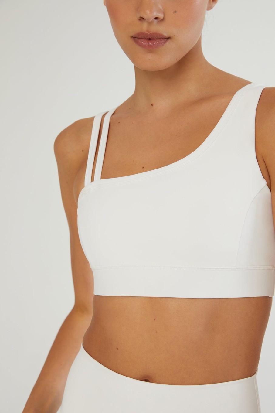 Tops IVL Collective | Curved One Shoulder Bra Brilliant White